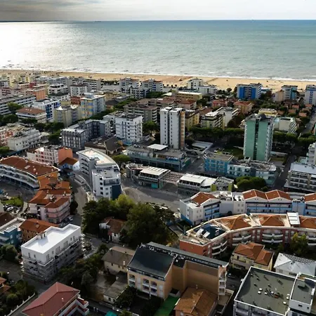 80m From The * Bibione